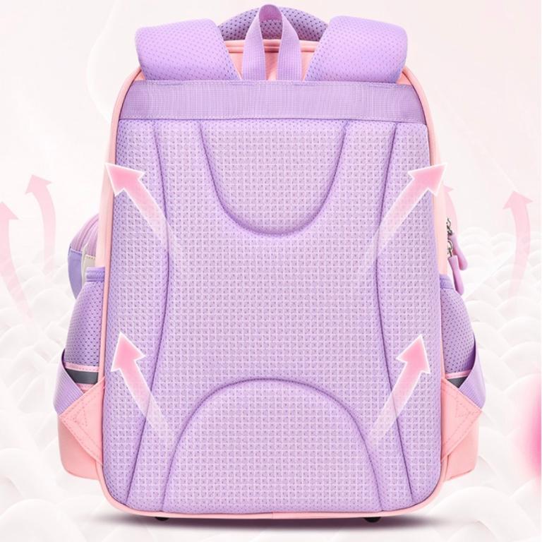 Elementary school backpack for boys and girls going to … in Woodlands - Image 1