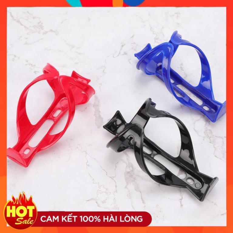 Genuine Bicycle Water Bottle Rack in Woodlands - Image 1