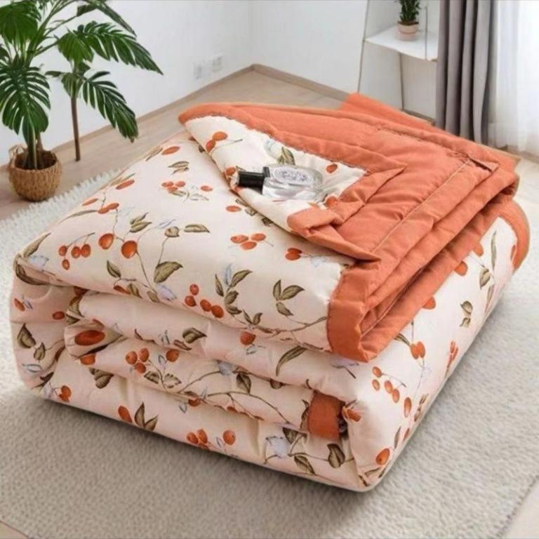 Next Day Delivery Cool Quilt Air Conditioning Quilt Floral … in Pasir Ris - Image 1