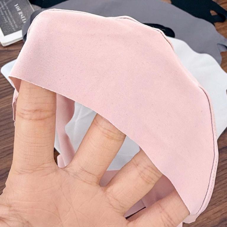 2/4PcsBreathable 4-Way Stretch Sunscreen Mask - UPF50+ … in Geylang - Image 1