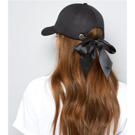Baseball Cap RibbonWanita Korean StylePOLOS in Geylang - Image 1