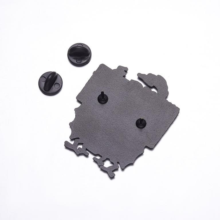 Anime Peripheral Howl's Moving Castle Lapel Pin Backpack … in Geylang - Image 1