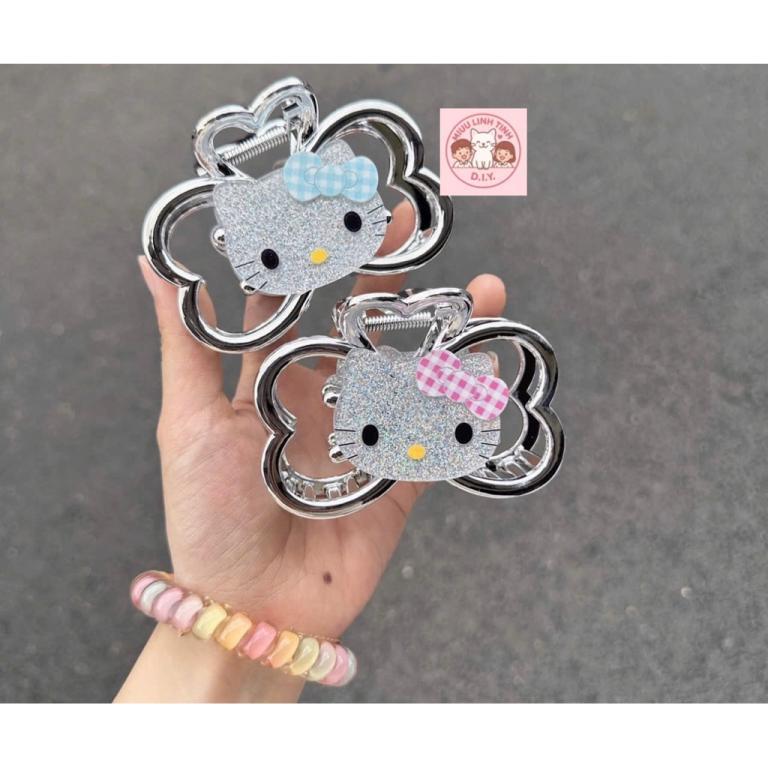 BEAUTIFUL CAT HAIR CLIP (RANDOM MODEL) in Geylang - Image 1