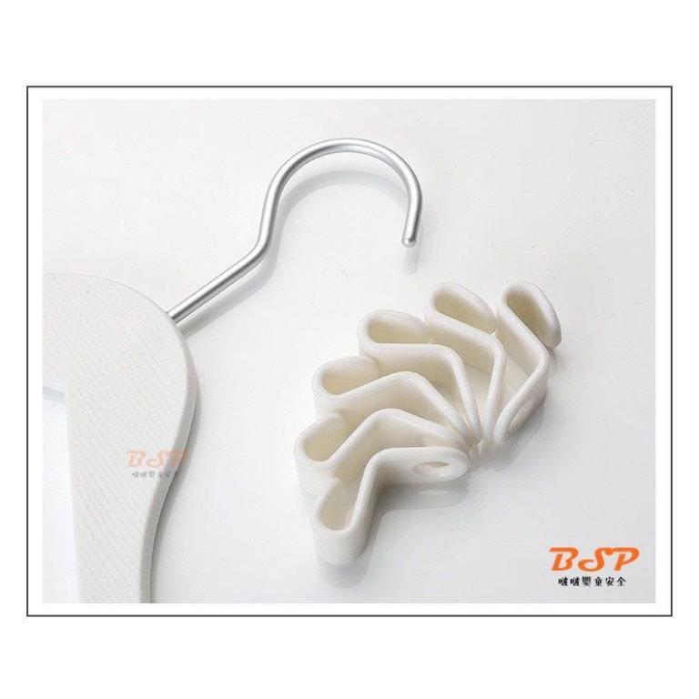 Hanger Connection Hook Extension Wardrobe Storage Drying Rack in Bishan - Image 1