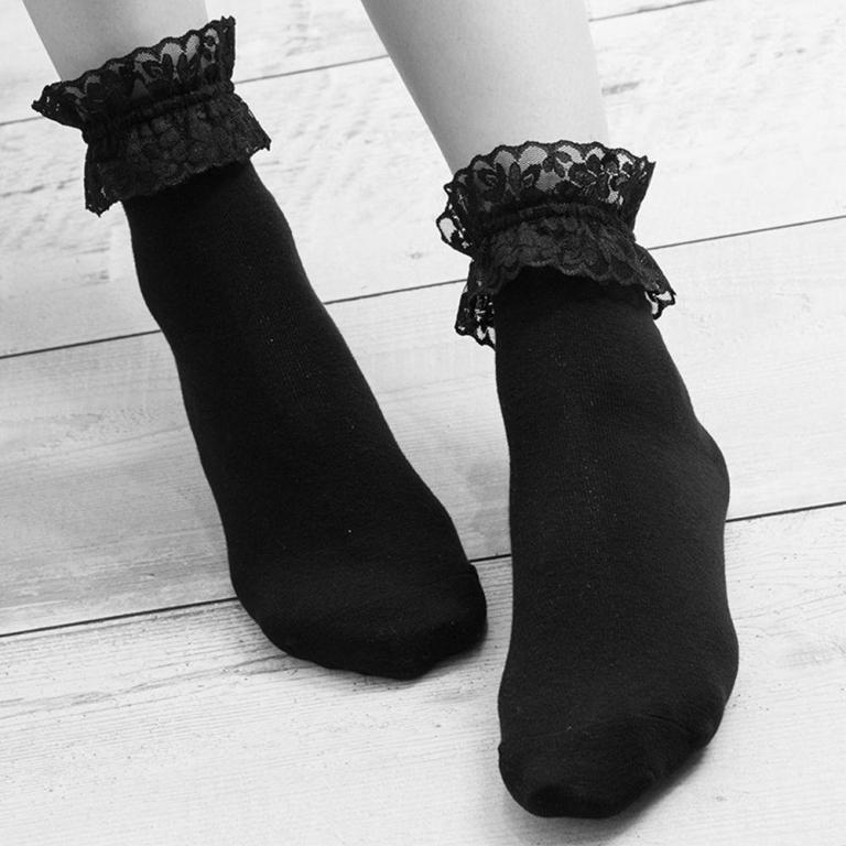 LAFAYE Socks Cotton Ruffle Lace Short Sock in North-Eastern Islands - Image 1