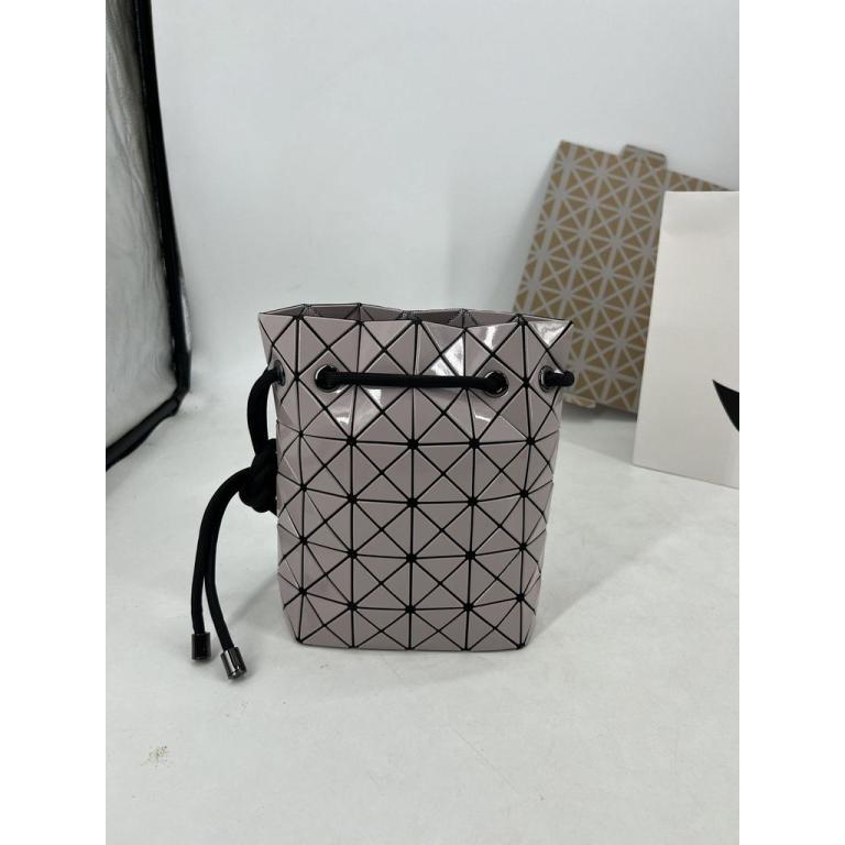 Quilted Drawstring Bucket Bag Geometric Crossbody Unique … in North-Eastern Islands - Image 1