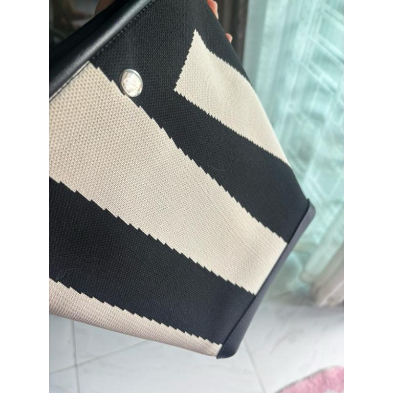 Forwarding Rm the Bag (Free Cloth + Can Organizer) in Geylang - Image 1