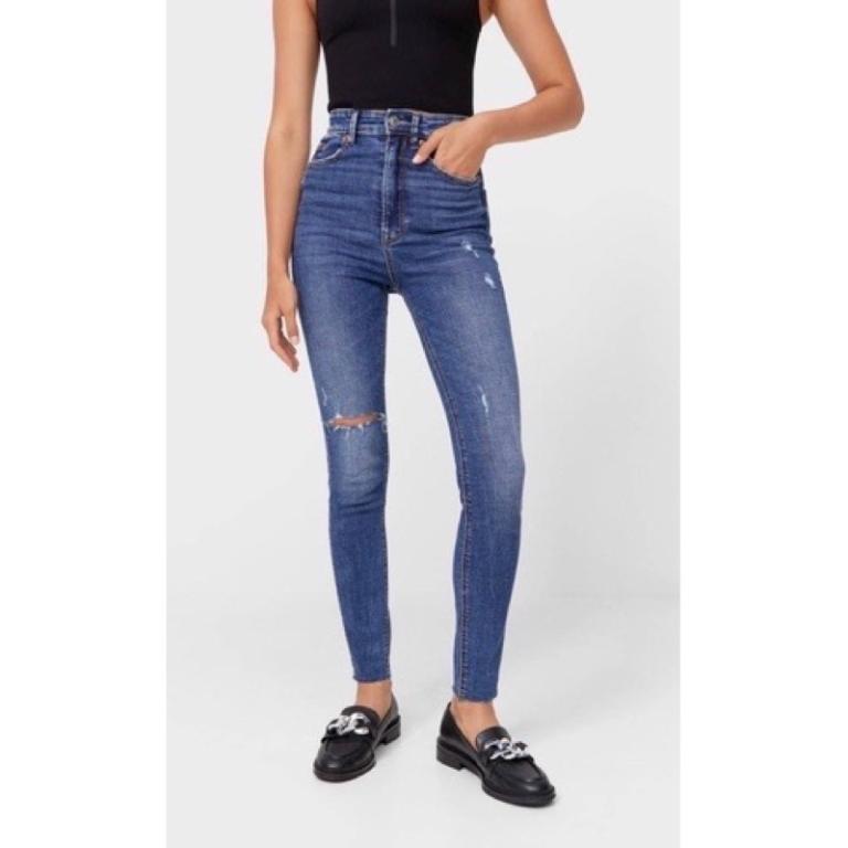 (A013) Authentic Jeans Washed Denim Color Beautiful Shape … in North-Eastern Islands - Image 1