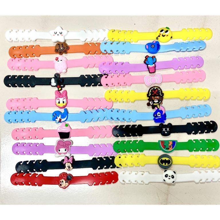 Cartoon Mask Hook 44 Cartoons Design Face Mask Extension/ … in Geylang - Image 1
