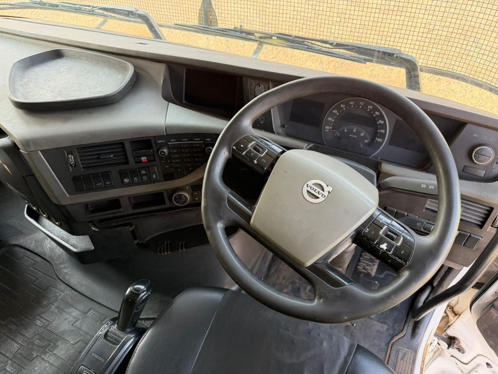 USED 2015 VOLVO FH 440 FOR SALE in Benoni - Image 6