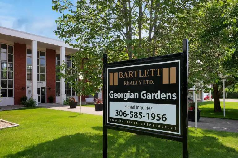 4415 Rae St in Regina - Image 1