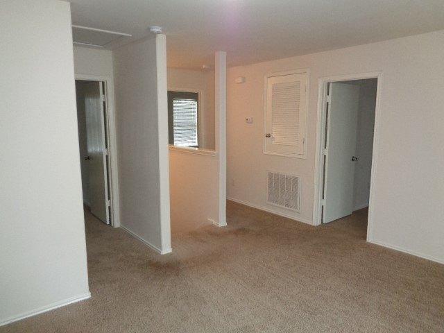 Fallen Timbers Dr, Conroe, Home For Rent in The Woodlands - Image 1