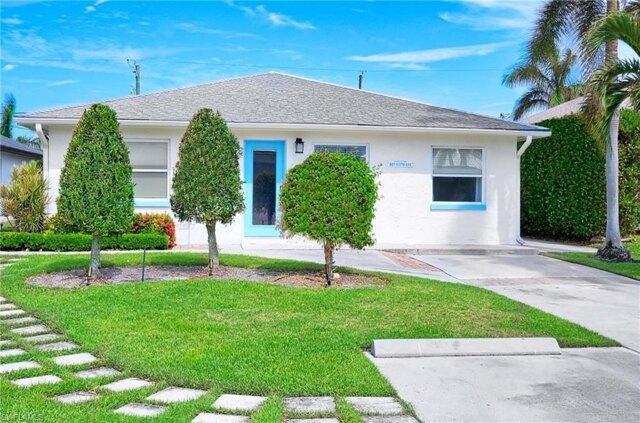 Th Ave N, Naples, Home For Rent in Bonita Springs - Image 1