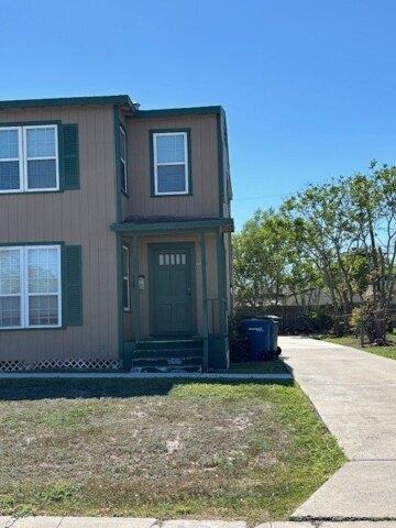 S Staples St Unit B, Corpus Christi, Home For Rent in Corpus Christi - Image 1