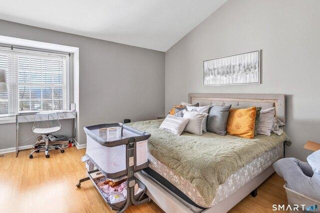 Coram Rd Apt,shelton, Home For Rent in New Haven - Image 1