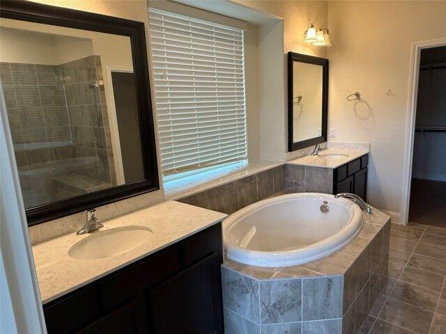 Tiger Trl, Katy, Home For Rent in Sugar Land - Image 1