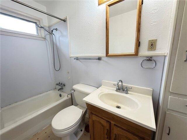 Oak St, Taft, Home For Rent in Corpus Christi - Image 1