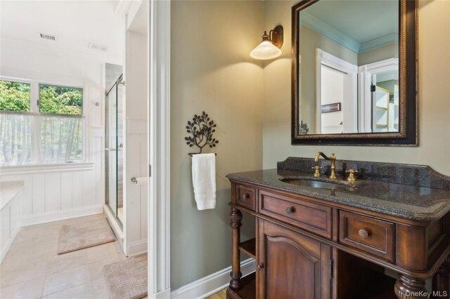 Ole Jule Ln, Mattituck, Home For Rent in Hamptons - Image 1