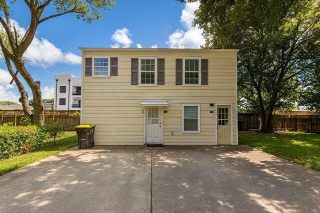 W Burleson St, Wharton, Home For Rent in Sugar Land - Image 1