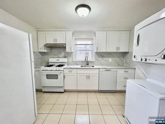 Maple St Unit,kearny, Home For Rent in Passaic - Image 1
