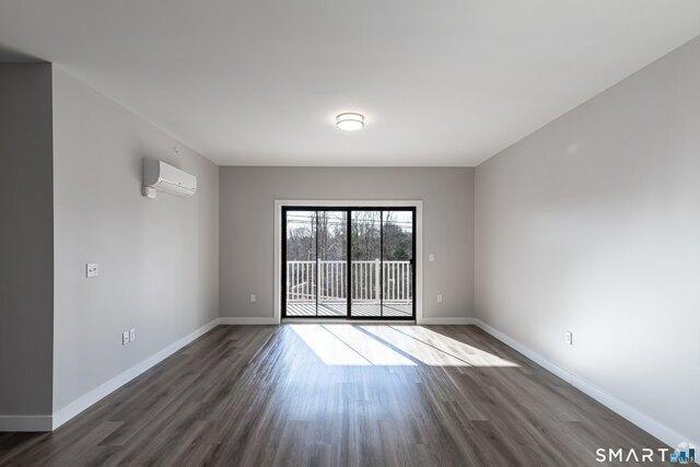 Albany Tpke Unit,canton, Condo For Rent in Hartford - Image 1