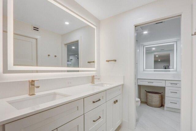 N Ocean Dr Apt E, Riviera Beach, Condo For Rent in West Palm Beach - Image 1