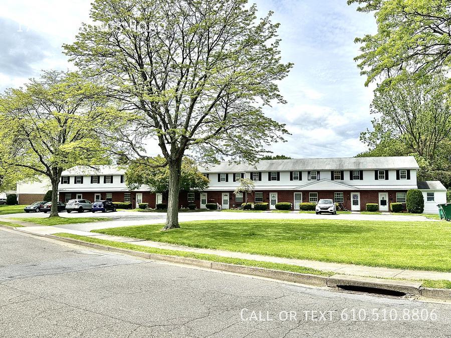 Bethlehem Townhome For Rent in Bethlehem - Image 1