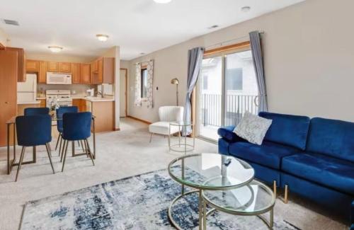 7-Unit Turnkey Condo Portfolio- Chicago Ridge- in Chicago - Image 8