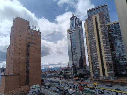 ACOGEDOR APARTAESTUDIO CENTRO en Bogotá - Imagen 1