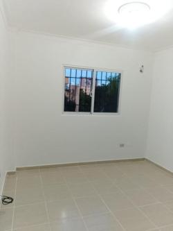 ALQUILO AMPLIO APARTAMENTO EN RENACIMIENTO PRÓXIMO A LA PRIVADA en Santo Domingo - Imagen 3