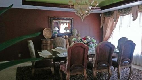 AMPLIA CASA EN RENTA EN EXCELENTES CONDICIONES en Zapopan - Imagen 4