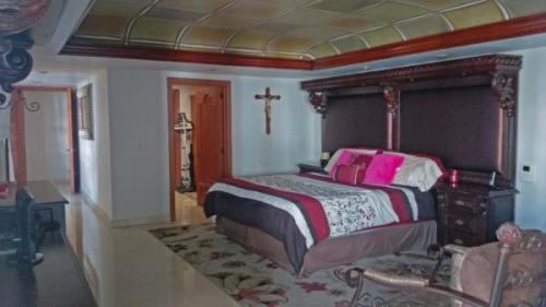 AMPLIA CASA EN RENTA EN EXCELENTES CONDICIONES en Zapopan - Imagen 11