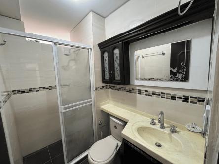 AMPLIO APARTAMENTO EN TERRAZAS en Bucaramanga - Imagen 5