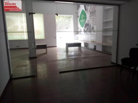 AMPLIO PISO REFORMADO CON 4 DORMITORIOS en Manises - Imagen 1