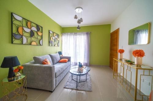 AMPLIOS APARTAMENTOS EN AVENIDA JACOBO MAJLUTA en Santo Domingo - Imagen 6