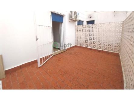 APARTAMENTO CON PATIO EN SAN ROQUE en Badajoz - Imagen 1