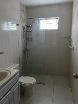 APARTAMENTO EN ALQUILER EN RENACIMIENTO en Santo Domingo - Imagen 6