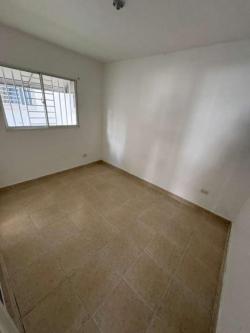 APARTAMENTO EN RENTA – RESIDENCIAL ANTARES DEL ESTE II, CIUDAD J en La Victoria - Imagen 1