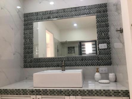 APARTAMENTO MODERNO LECHERIA ANZOATEGUI en Lecherías - Imagen 2
