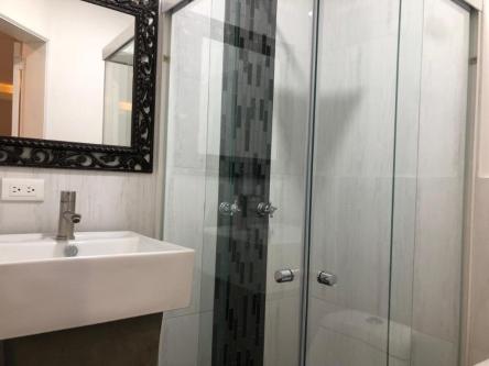 APARTAMENTO MODERNO LECHERIA ANZOATEGUI en Lecherías - Imagen 3
