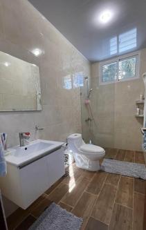 APARTAMENTO PRIMER NIVEL CON PATIO LOS ALAMOS. en Santiago - Imagen 11