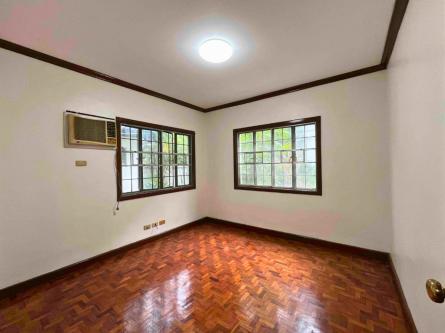 APARTMENT FOR RENT IN ALABANG MUNTINLUPA in Muntinlupa - Image 5