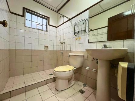 APARTMENT FOR RENT IN ALABANG MUNTINLUPA in Muntinlupa - Image 9