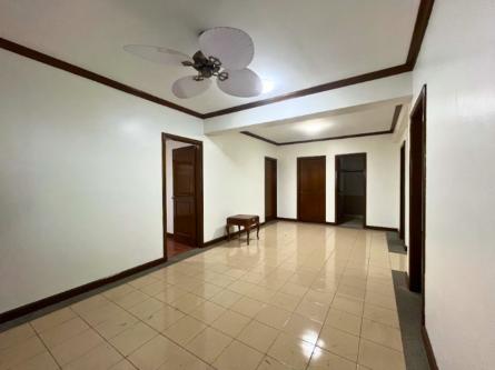 APARTMENT FOR RENT IN ALABANG, MUNTINLUPA in Muntinlupa - Image 3
