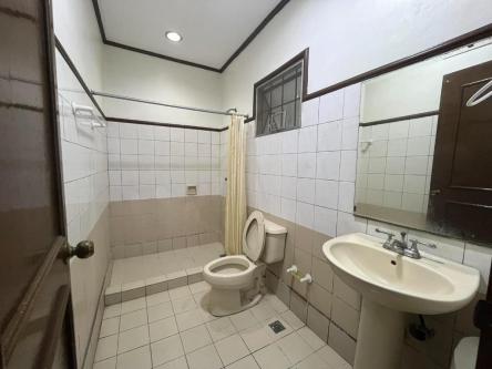 APARTMENT FOR RENT IN MUNTINLUPA in Muntinlupa - Image 8