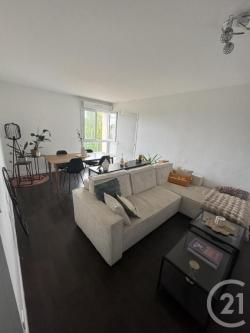 APPARTEMENT 2 PIÈCES - MONTMORENCY à Montmorency - Photo 1