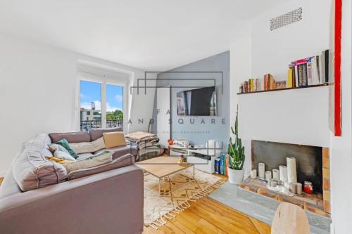 APPARTEMENT 4P/2CH - RUE DE LILLE - DERNIER ETAGE à Neuilly-sur-Seine - Photo 1