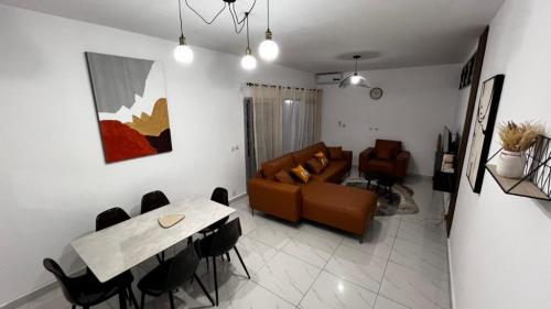 APPARTEMENT DE 04 PIECES - COCODY RIVIERA GOLF à Abidjan - Photo 4