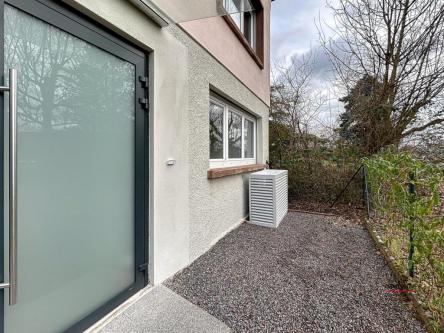 APPARTEMENT POUR ACTIVITE PROFESSIONNELLE à Illkirch-Graffenstaden - Photo 1