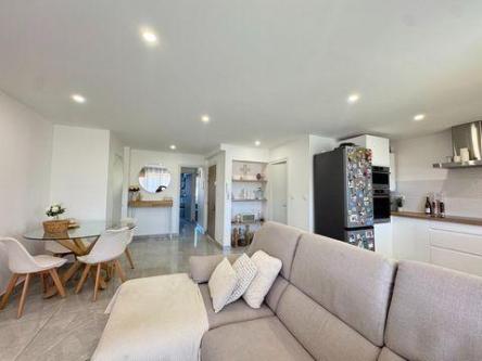 APPARTEMENT RÉNOVÉ AVEC DOUBLES EXTÉRIEURS à Valence - Photo 1